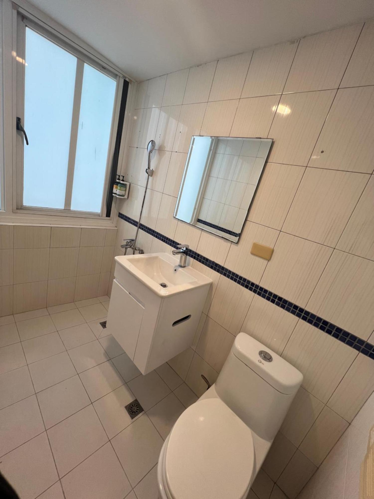 Mu-In Hotel Гаосюн Экстерьер фото